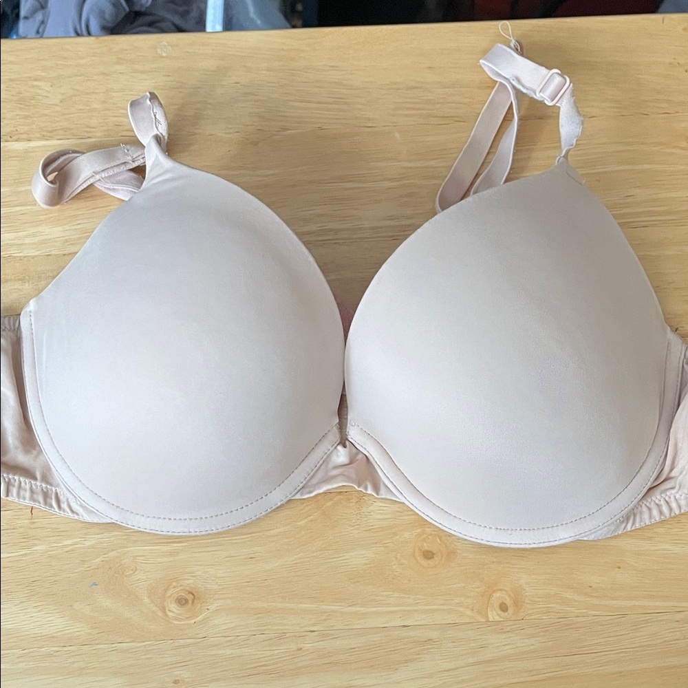 PINK Victoria's Secret Black and Cream Bra Set - Picture 2 of 8